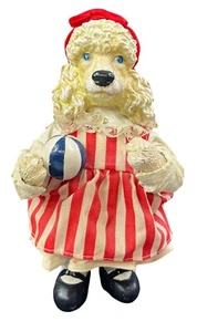 1992 Londonshire By Possible Dreams Nicole #713420 Poodle With Ball - Picture 1 of 7