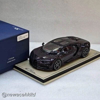 Bugatti Chiron Skyview Red Carbon / Black MR COLLECTION 1/18 #BUG08E - Image 1 of 2
