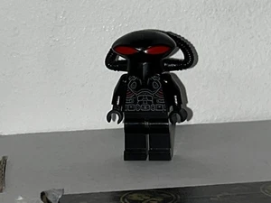 Lego Black Manta Minifigure Black Helmet DC Super Heroes Aquaman sh526 - Picture 1 of 4