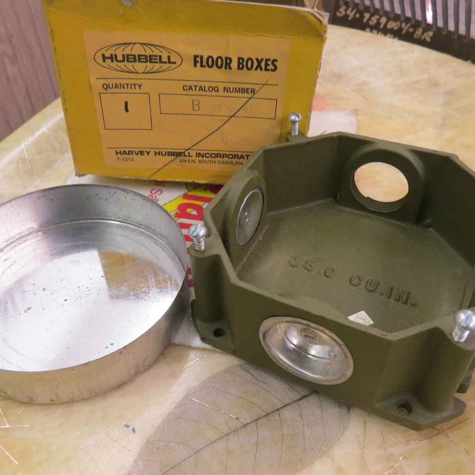 Hubbell B-2536-41 Caja de Piso / Caja de Salida de Piso - Falta Anillo Nuevo, Stock Antiguo Foto 1 de 1