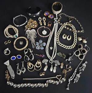 Gemischtes Schmuckset Silber goldfarben Strass Konvolut 40 Teile 1 Pfund 9,4 Unzen KEIN TRÖDEL - Bild 1 von 14