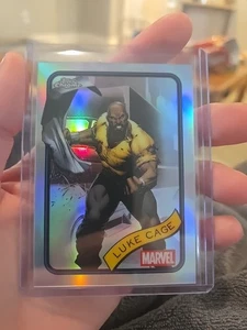 2025 Topps Chrome Marvel Luke Cage Refractor #111 - Imagen 1 de 4