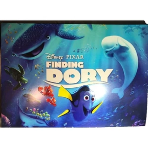 Walt Disney Store PIXAR FINDING DORY LITOGRAFIA SET di 4 NEMO NUOVO in cartella - Foto 1 di 9