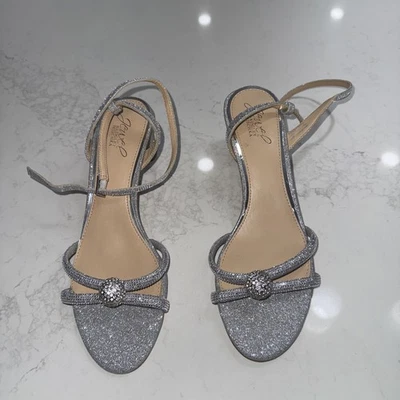 Women’s 8.5 Jewel Badgley Mischka Block Gavi Block Heel Evening Sandals - Image 1 of 4