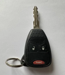 Jeep P/N - 05026104AD REMOTE 3 Button Key Fob REPLACE OEM - Picture 1 of 4