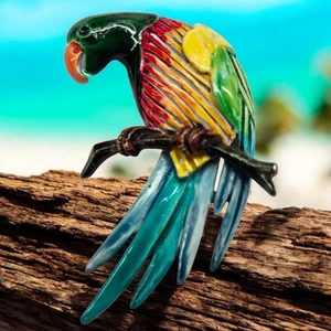 Broche prendedor de solapa vintage loro en percha esmalte colorido tono plata costero  - Imagen 1 de 5