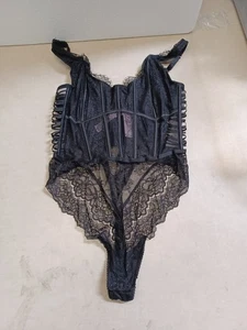 Victoria's Secret Very Sexy Vintage Lace Corset Teddy, XL - Picture 1 of 3