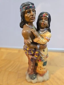 Vtg Native Amercan Hugging Man & Woman Hand Made And Painted Resin Figurine - Picture 1 of 7