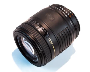 Sigma 70-210mm f/4.0-5.6 Lens Apo - Picture 1 of 3