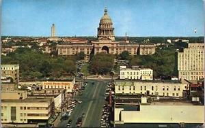 Postal cromada con vista del centro de Austin Texas 09,49 de Estados Unidos - Imagen 1 de 2