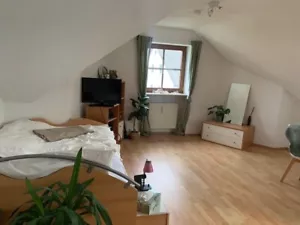 Nachmieter gesucht Studentenzimmer 25m^2 Regensburg nähe Universität - Bild 1 von 3