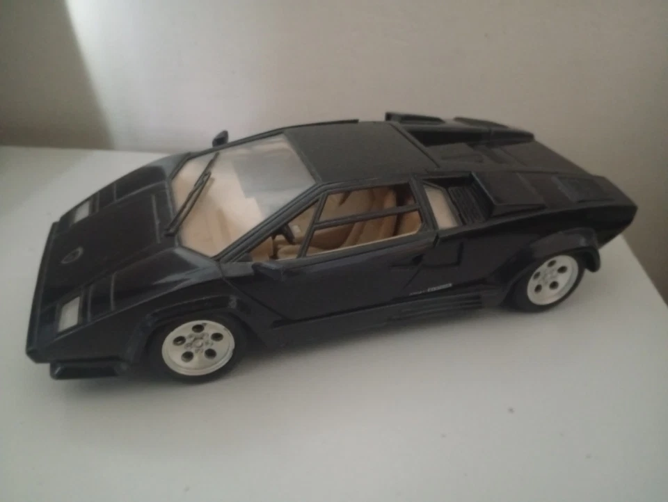 Lamborghini Countach Polistil 1/18 - Immagine 1 di 4