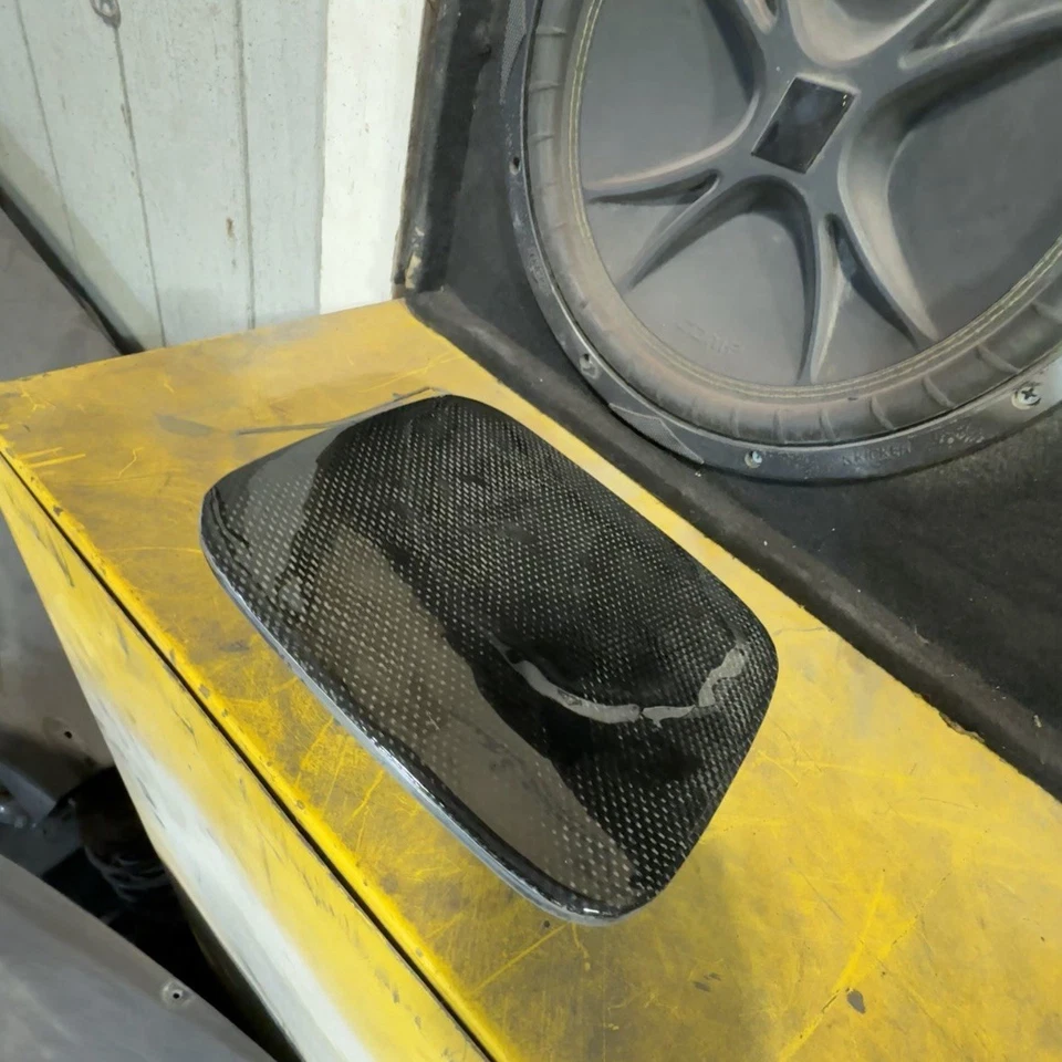 04-08 Acura Tsx OEM Puerta de Gas Fibra de Carbono Cuchara Patrón Tejido Superposición Foto 1 de 1