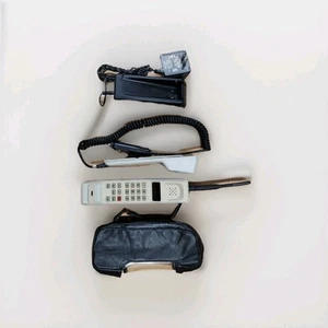 Motorola Dynatac 8000M Brick Phone From Series 1989, Cellular One, F09LFD8459DG - Afbeelding 1 van 22