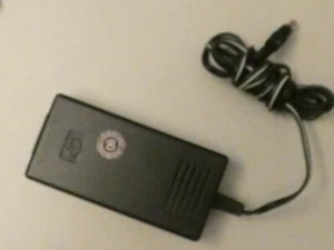 Fuente de alimentación HP 0950-3807 18V original - probada M-3897 - Imagen 1 de 8