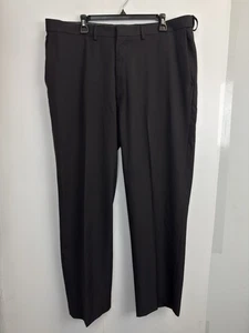 Haggar Premium Comfort Dress Pants Men’s 40X32 Straight Fit Classic Black - Picture 1 of 8