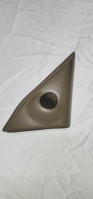 99-04 Oldsmobile Alero 99-05 Grand Am Front Right Side Mirror Cover w/ Speaker - Image 1 of 4