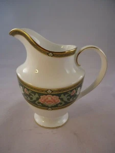 Royal Doulton Tudor Court Milk Jug Creamer 0.5 Pints Fine Bone China 1st Quality - Picture 1 of 7