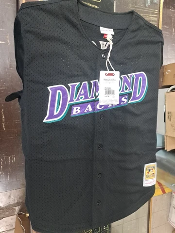 Mitchell & Ness MLB Diamondbacks Randy Johnson #51 Authentic BP Jersey, Men’s XL Cover