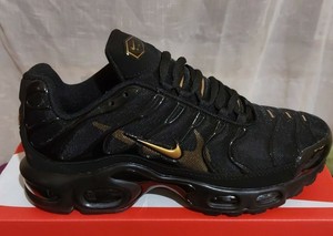 scarpe squalo oro