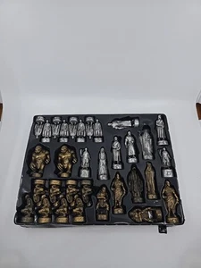 Lord Of The Rings Chess Set Pieces NLP Inc. 32 Pieces ONLY HM - Picture 1 of 10