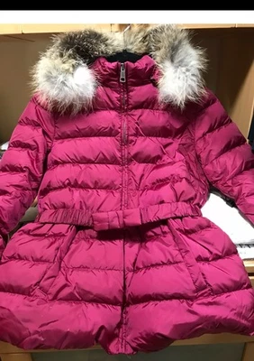 Chaqueta de plumón Burberry para niñas Foto 1 de 4