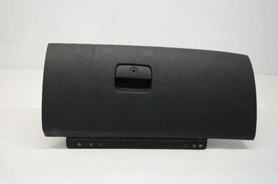 Нижний перчаточный ящик 2007-2014 Chevrolet Tahoe черный  - Изображение 1 из 4