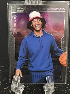 SCOOT HENDERSON-----2023 METAL UNIVERSE CHAMPIONS-----ROOKIE---FREE SHIPPING - Picture 1 of 2