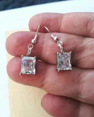 ORECCHINI GOCCE DI LUCE CON CRISTALLI SWAROVSKI IN ARGENTO 925, REGALO PER DONNA - Immagine 1 di 4