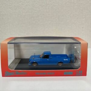 Stance Hunters 1/64 Nissan Sunny Truck Blue Discontinued With Accessories Serial
