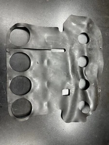 VERY NICE OEM Yamaha 4XV-2117F-00-00 Carb Engine Cover Rubber Insulator 98-01 R1 - Picture 1 of 2