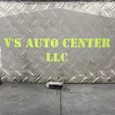 Módulo de control ECM del motor para Ford Focus AS4A-12A650-APB AS4A12A650APB 2010 Foto 1 de 3