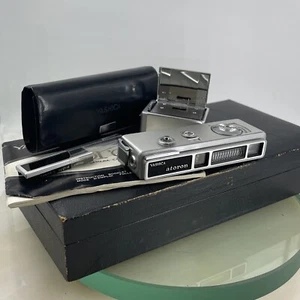 Yashica Atoron ULTRA Miniature Camera + BAG Bag + Case+Filters Shutter works 483 - Picture 1 of 12