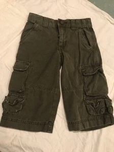 Mossimo Supply Co Army green Boys Cargo Shorts size 4 Awesome! - Picture 1 of 4