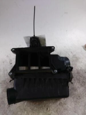 2009 Hyundai Accent Air Cleaner Assembly OEM Used 1.6L Blue 130K Miles - Image 1 of 4