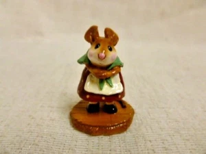 Wee Forest Folk Little Nell Special Edition M-254 Burgundy Dress Mouse Retired - Bild 1 von 2