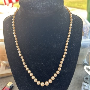 Vintage Pearl Necklace - Picture 1 of 2