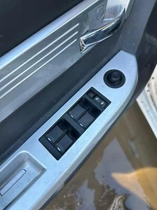 Door Switch Front CHRYSLER SEBRING 08 09 10 - Foto 1 di 1