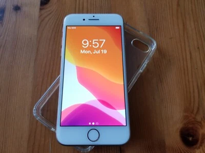 Apple iPhone 8 - 64 GB - Rose Gold (Unlocked) - Image 1 of 4