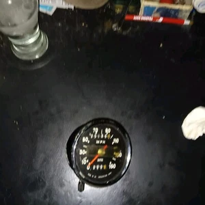 Smiths Speedometer BSA Triumph Norton 0-150mph Black Face 1000 rev/mile - Picture 1 of 5