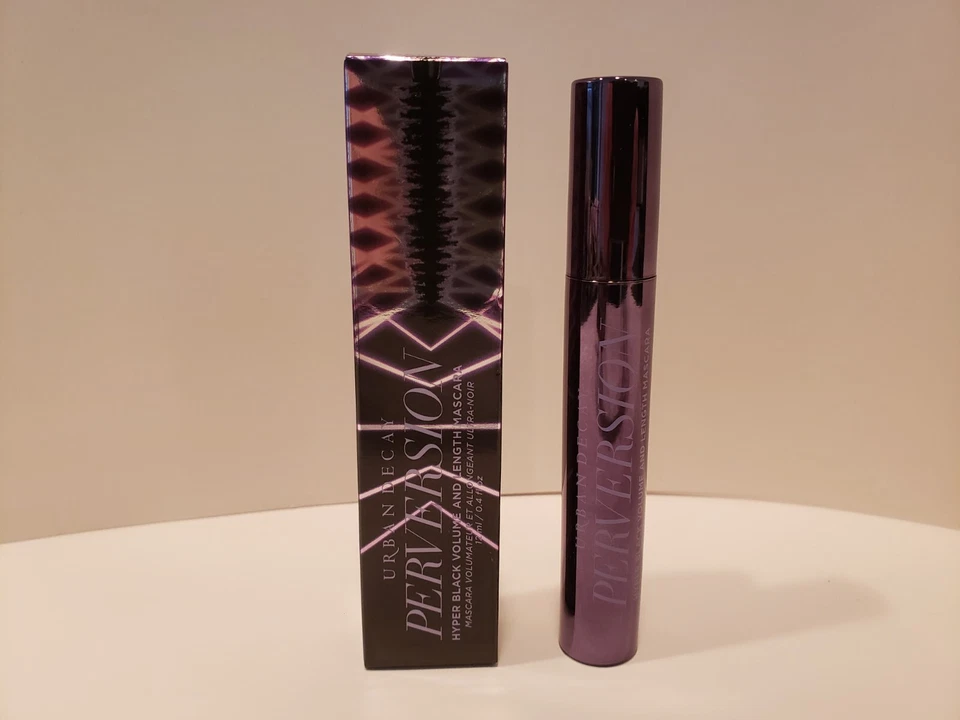Urban Decay- Perversion Hyper Black Volume Mascara ~ Bigger. Bolder, Badder- 0.4 - Image 1 of 1