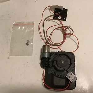 Broan Nutone 99526885 SRV Gear Motor Genuine. NJ1 - Picture 1 of 2