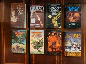 LOT OF 8  VINTAGE FANTASY PB VARIOUS AUTHORS MOST 1ST PRINTINGS - Picture 1 of 3
