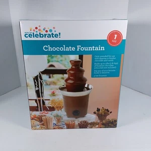Way to Celebrate 3-stufiges klassisches Modell kompakter Schokoladenfondue-Brunnen - Bild 1 von 6