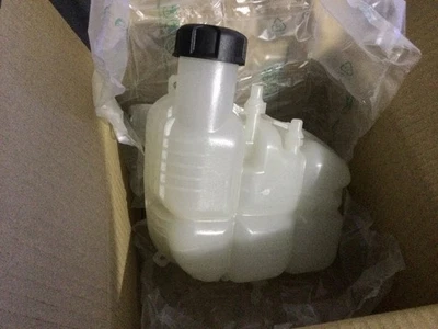 Depósito de refrigerante para BMW X1 X2 2014-2021 Mini Cooper Clubman Countryman Foto 1 de 3