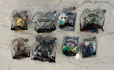 Juego completo de juguetes Happy Meal Pokémon 2011 Foto 1 de 2