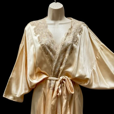 Vintage Peach Satin Robe Lace Trim Belted 50s Style Dolman Sleeve Loungewear M/L - Image 1 of 4