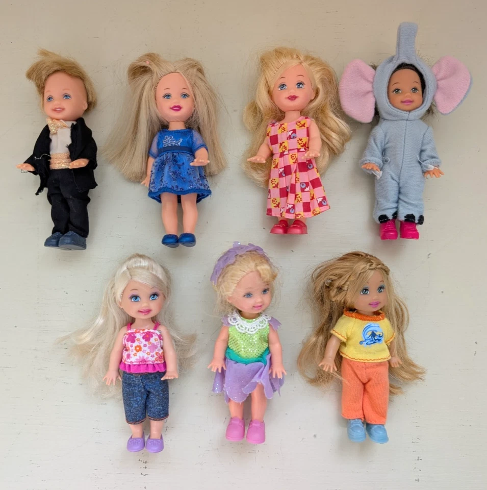 Lote de 6 bonecas Kelly e 1 smoking Tommy Boy - Imagem 1 de 4