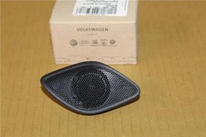 Rear Right Trim With Loudspeaker VW Passat 11-15 3AA868148A 9B9 New Genuine Part - Picture 1 of 4