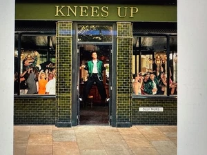 Olly Murs Knees Up CD Deluxe Mediabook Edition WITH BONUS TRACKS - Picture 1 of 2